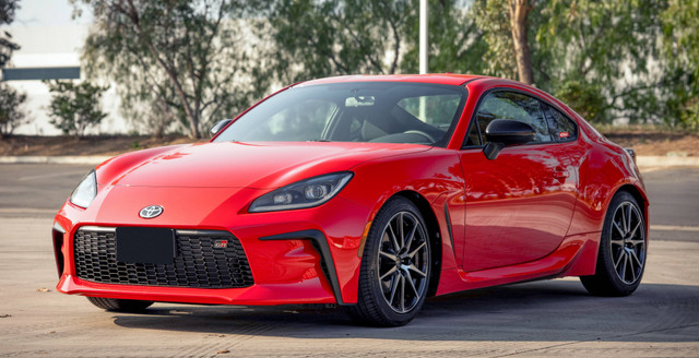 Eibach PRO-KIT Performance Lowering Springs for the GR86 / BRZ 2022+ — 2