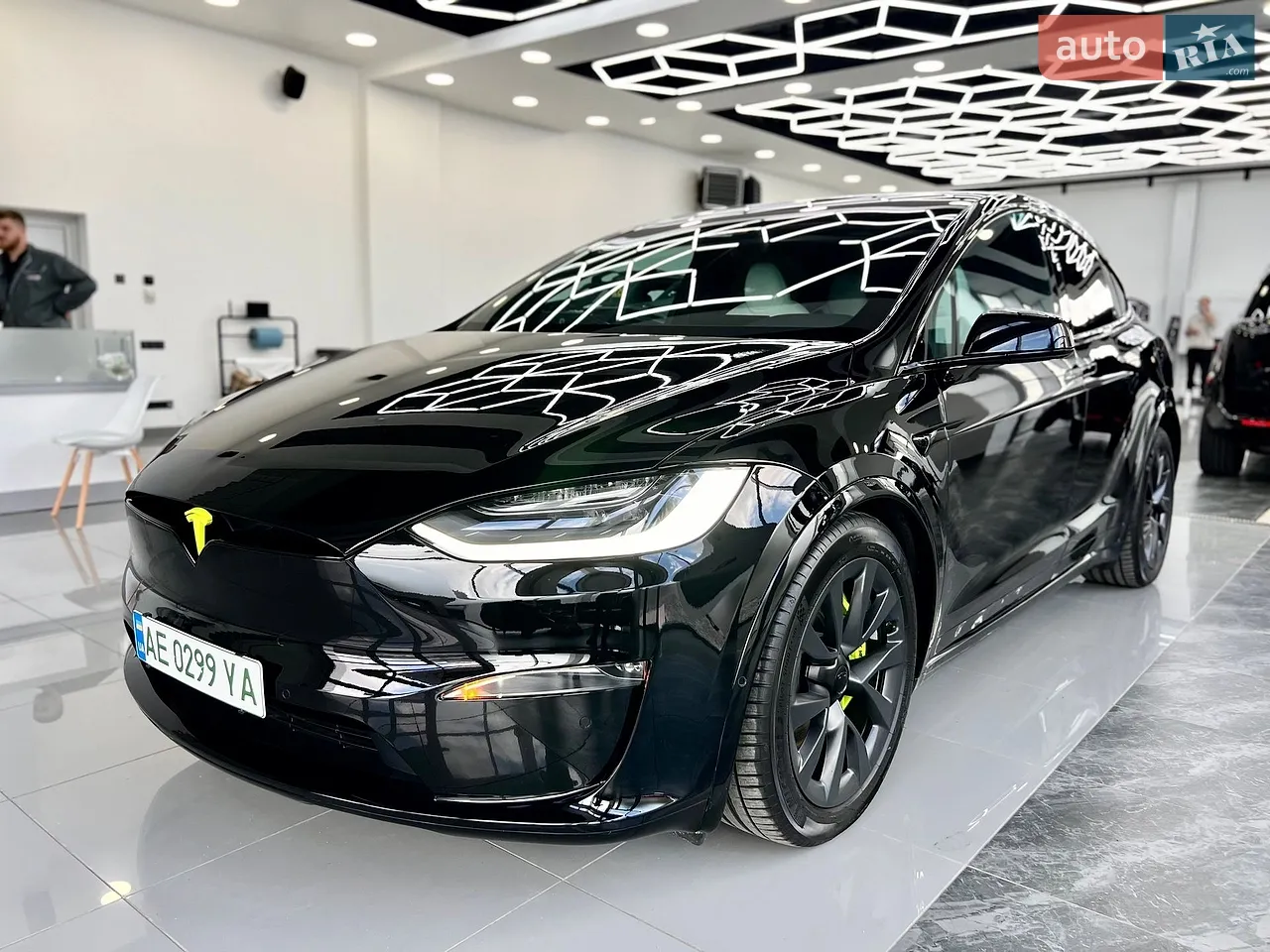 Tesla Model X, 2022 — 11