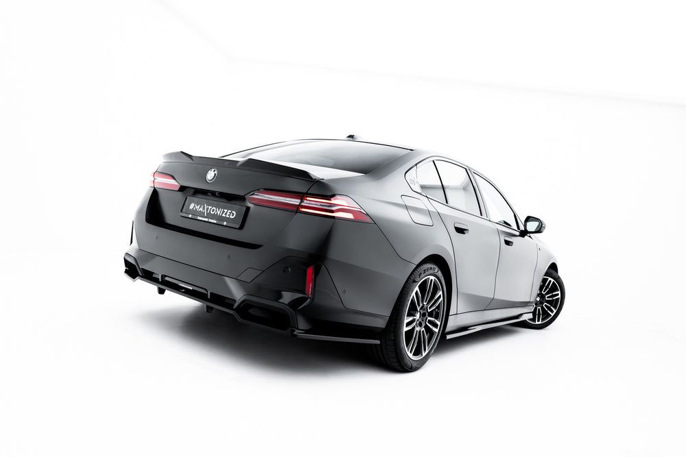 Задний сплиттер (с вертикальными перемычками) V.2 для BMW 5 / i5 M-Pack Sedan / Touring G60 / G61